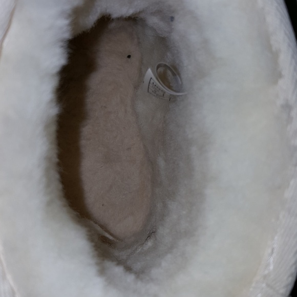 Authentic Ugg Cream Mini Boots - SOLD - Picture 7 of 8